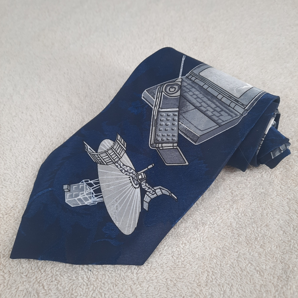 A Rogers Cellphone Laptop Tech-Inspired Blue Men's Tie